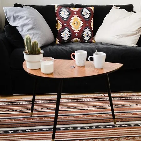 Cosy And Modern Flat In *