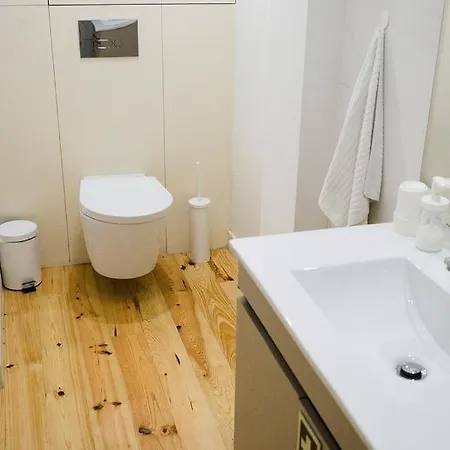 Cosy And Modern Flat In * Porto