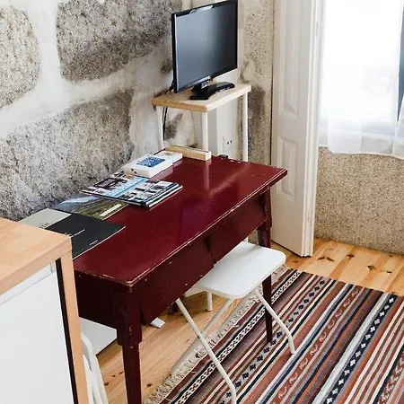 Daire Cosy And Modern Flat In Porto