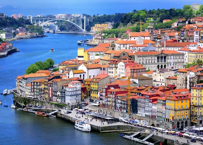 Cosy And Modern Flat In * Oporto