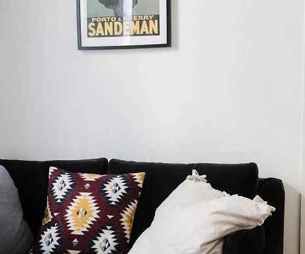 Cosy And Modern Flat In Oporto